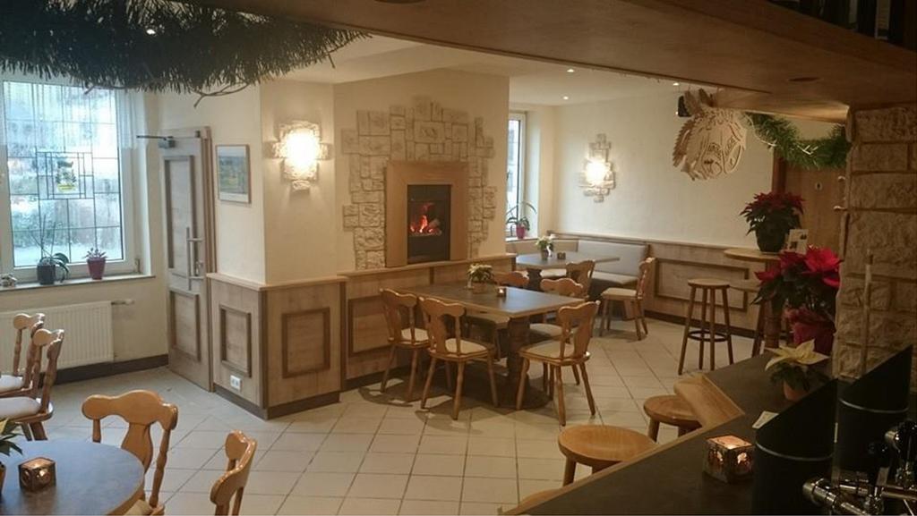 Gasthof Zum Diemeltal Marsberg Exteriör bild